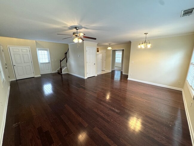 Photo - 5br House off S. Milledge FOR RENT