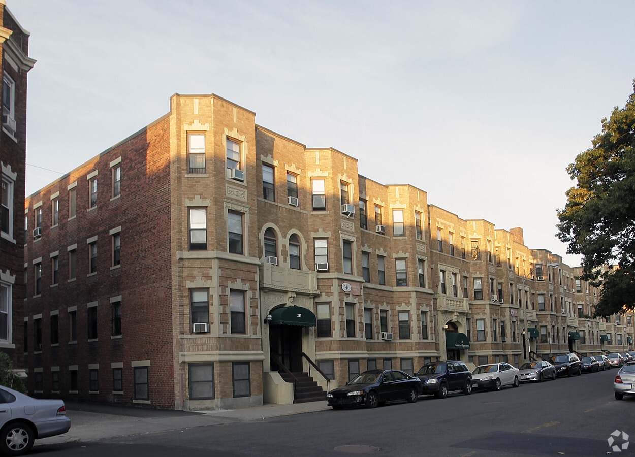 Photo - Governor Apartments