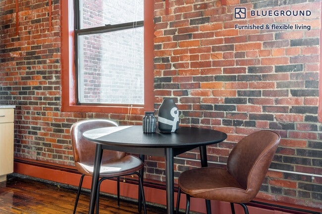 Photo - 791 Tremont St Unidad FL5-ID360