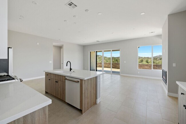 Photo - 1338 Rockwood Dr
