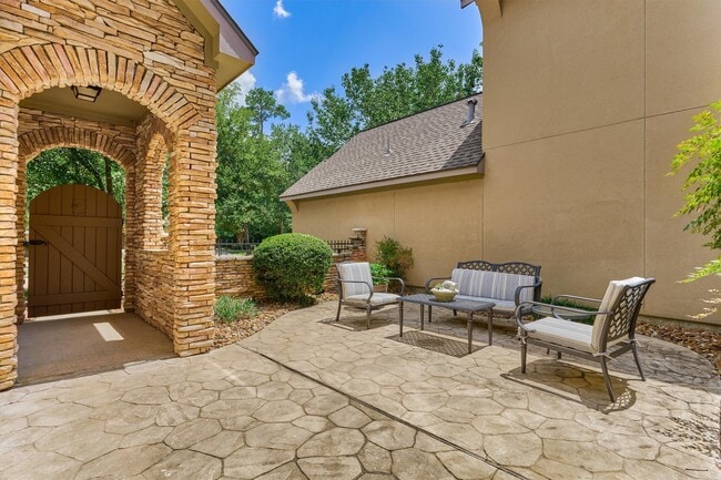 Photo - 15 Cobble Gate Pl