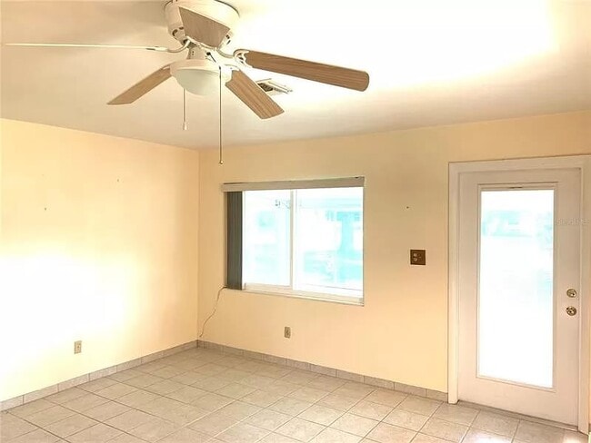 Photo - 2830 Northland Rd