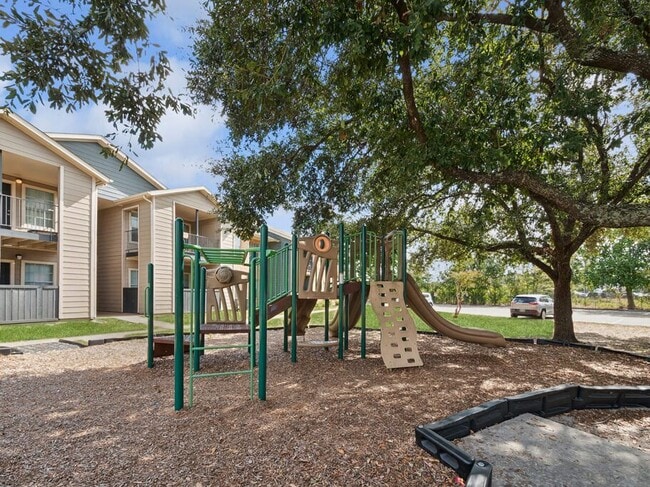 Forest Creek Apartments