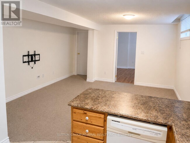 Photo - 101 Hodgson Dr