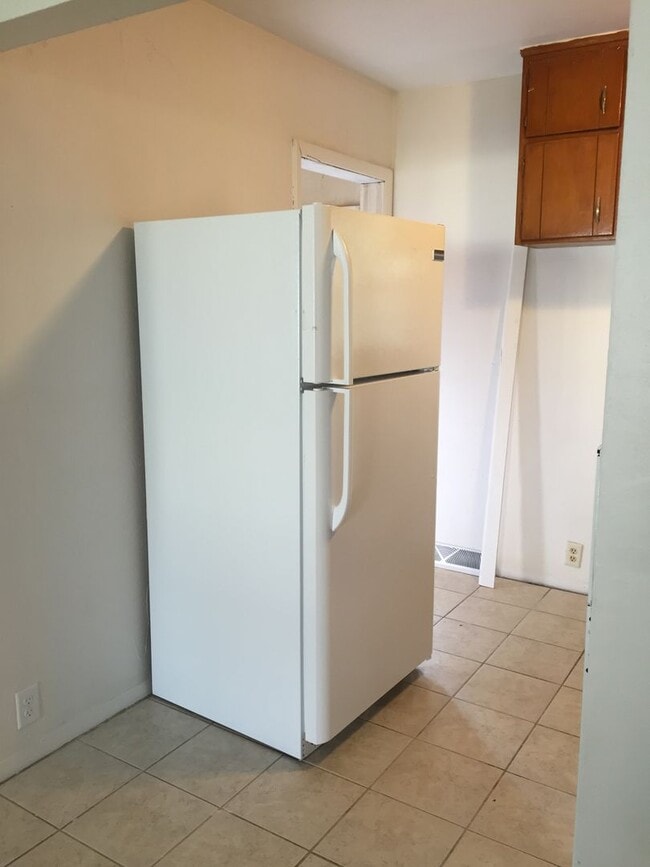 Photo - 610 Anthony St