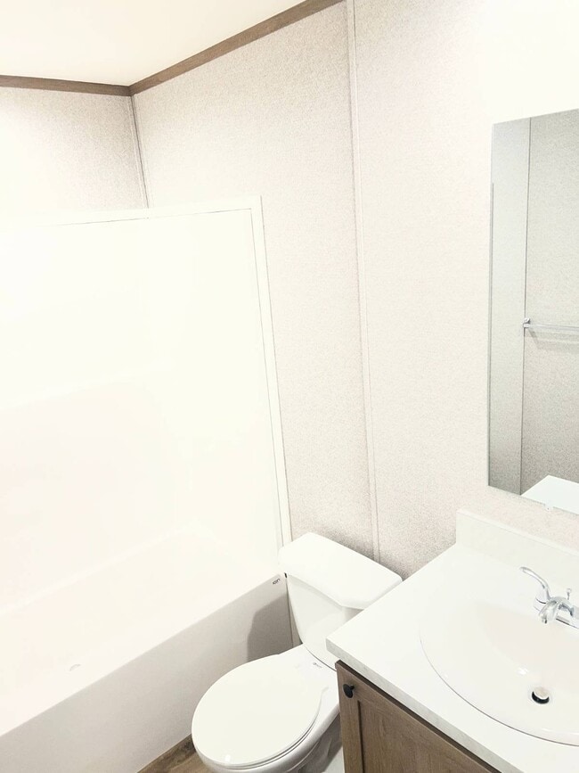 Photo - 200 E Zora St