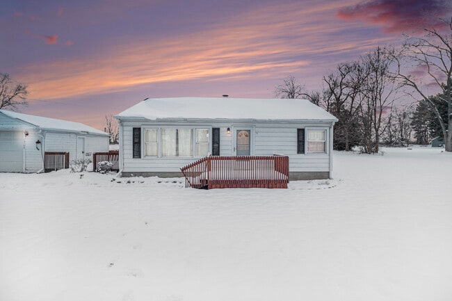 Building Photo - 13185 E Old US Hwy 12