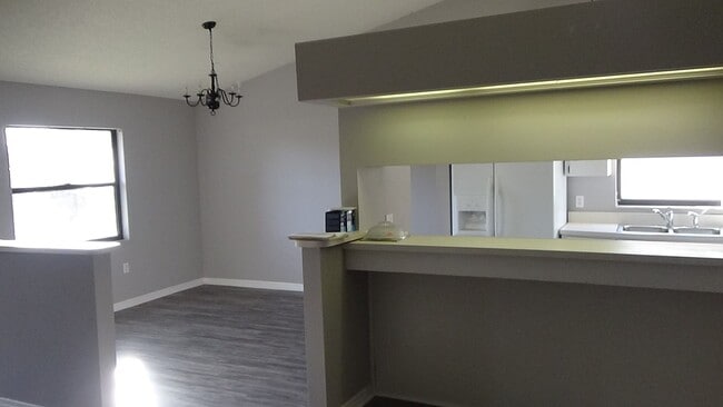 Photo - 2Bedroom 2 bathroom in Lakeland