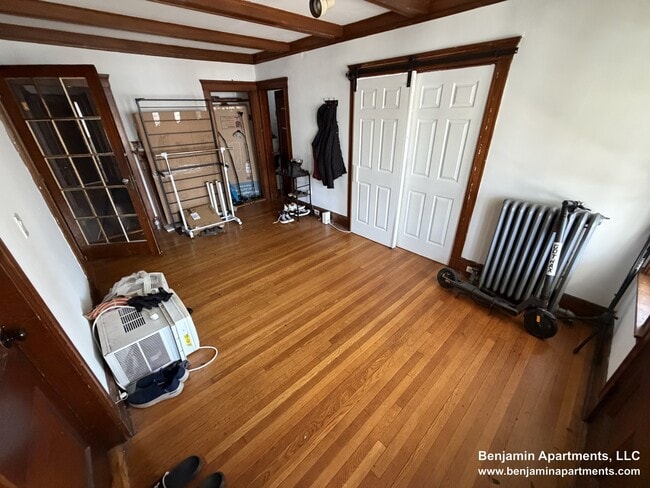Photo - 23 Moraine St