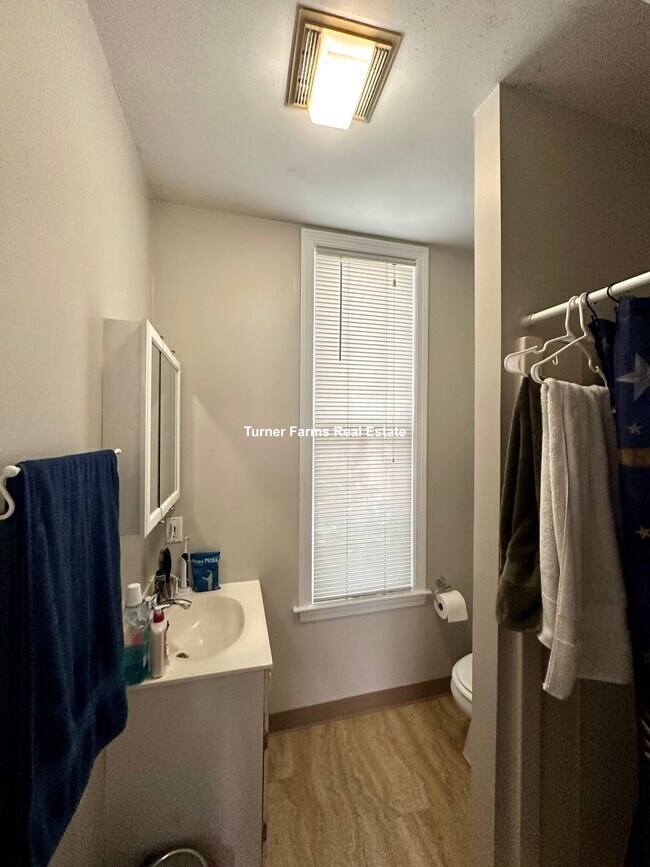 Photo - 13 Pleasant St Apartments Unit 1R