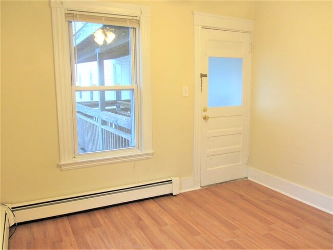 Photo - 38 Graham St Unit 201