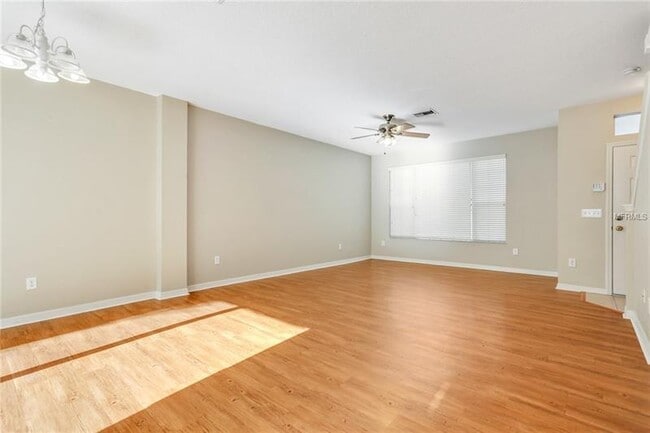 Photo - 2223 Golden Oak Ln