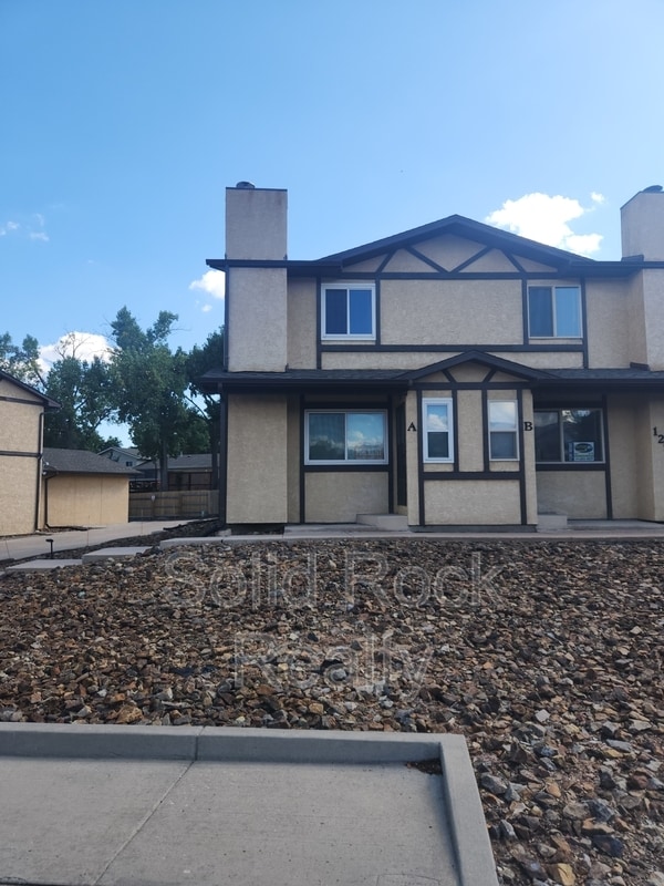 Building Photo - 1299 Vondelpark Dr Rental