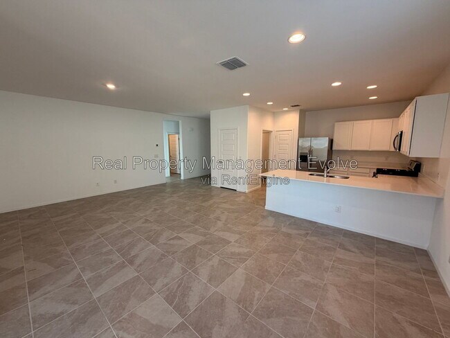 Photo - 14955 W Hackamore Dr