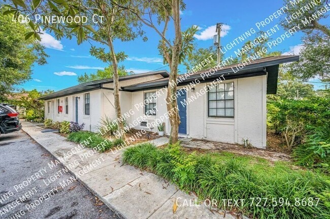 Building Photo - 406 Pinewood Ct