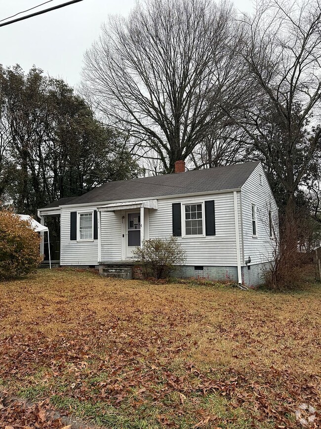 Building Photo - 1014 Cleburne St Rental