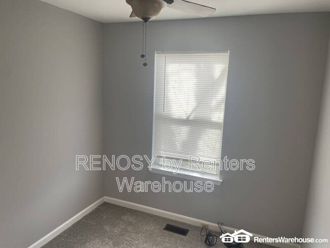 Photo - 34 N Spring St