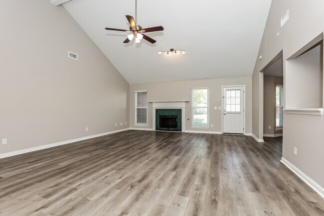 Photo - 6149 Firelight Trail