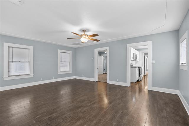 Photo - 207 W Heard St