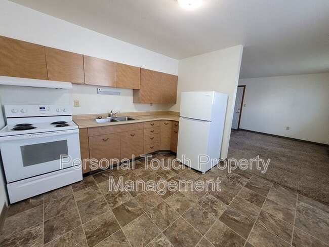 Building Photo - 132 6th Ave N Unit #3