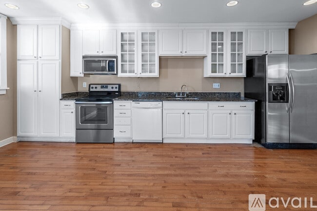 Photo - 6643 Jefferson Blvd Unit Apt. B