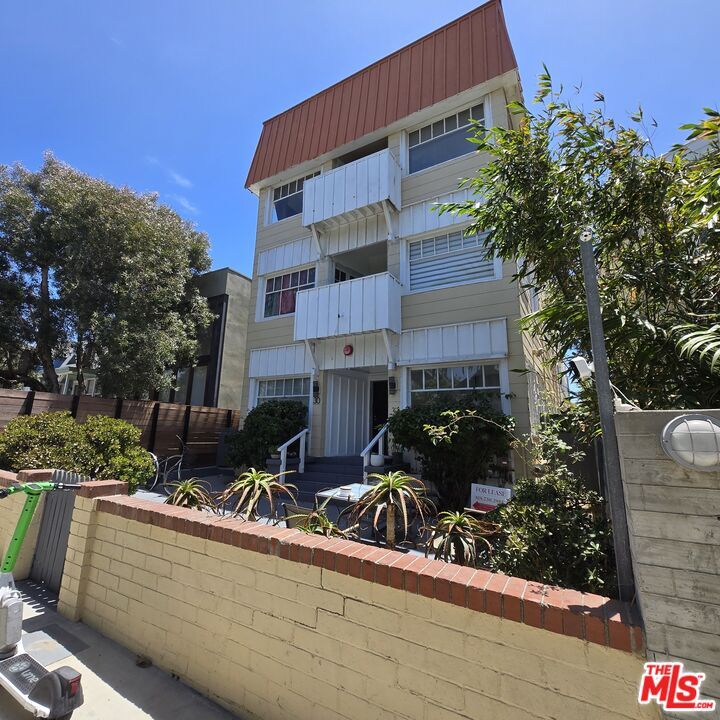 Photo - 30 Dudley Ave Unit 5