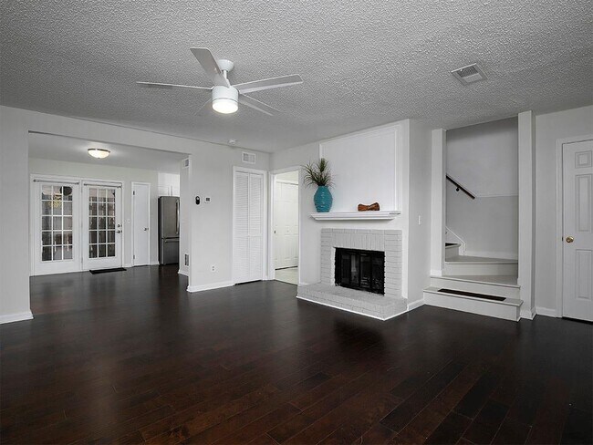 1018 Old Holcomb Bridge Rd