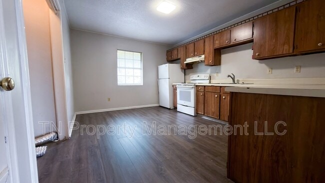 Photo - 204 Cantal Dr