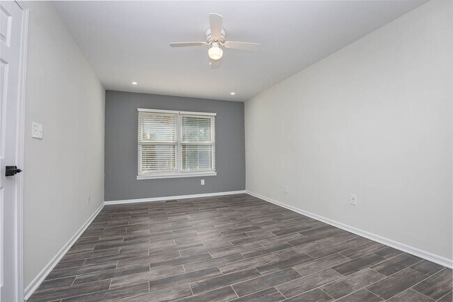 Photo - 9501 Fairway Ridge Rd