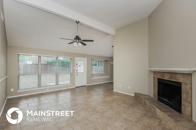 Photo - 3100 Fairmeadows Ln