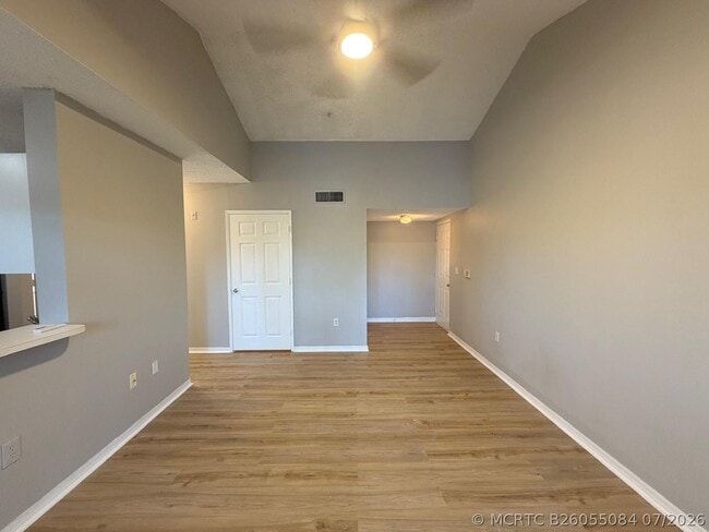 Building Photo - 3830 Lyons Rd Unit 304-3