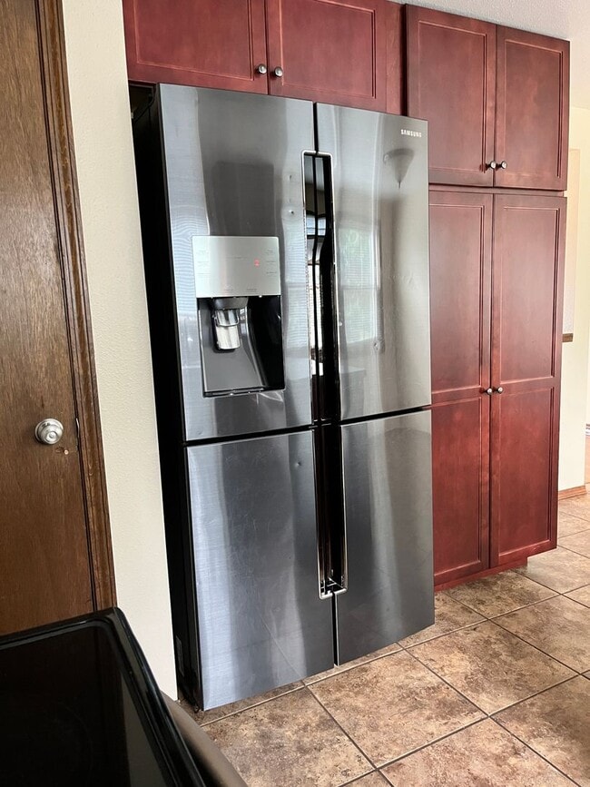 Photo - 2747-2749 Packerland Dr Unit 2749