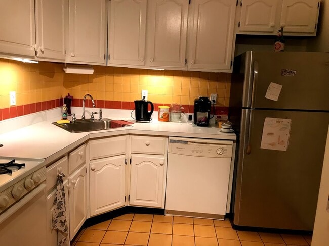 Photo - 71 Parkman St Unit B