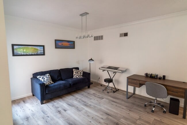 Photo - 9316 Tanoan Dr NE