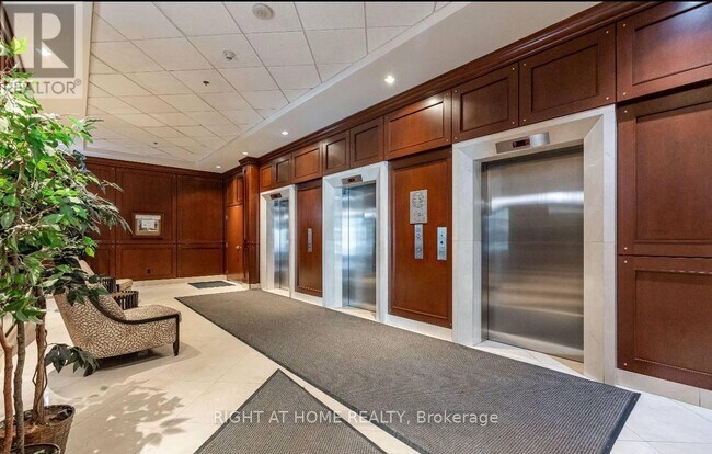 Photo - 200 Rideau St Unité 905