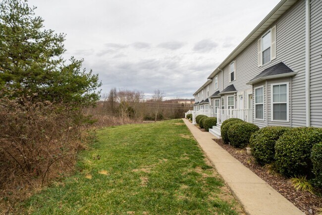 Photo - 147 Old State Rte 34