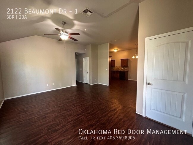 Photo - 2122 Beaumont Dr