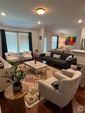 Building Photo - 5309 Pagewood Dr Rental