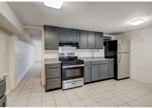 Photo - 2629 N Charles St