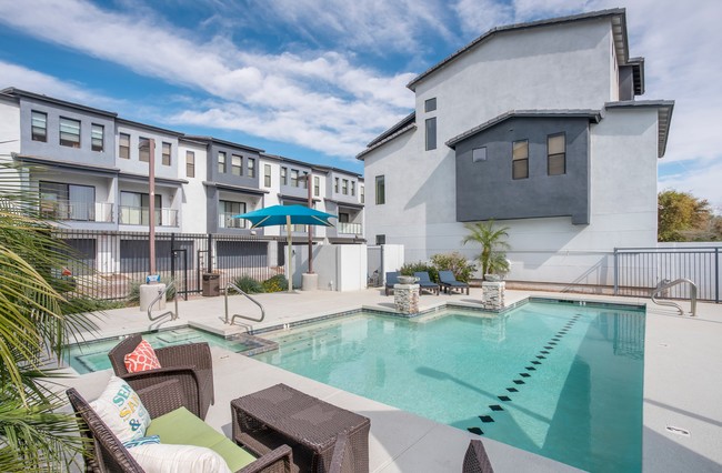 Dolce Villagio Townhomes
