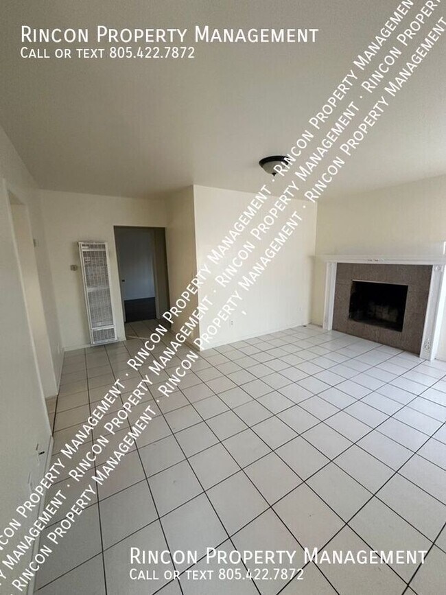 Photo - Available Now!!! 2 Bedroom Duplex Home in ... Unidad 5417 Roland Way