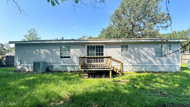 Building Photo - 16487 Brittany Way