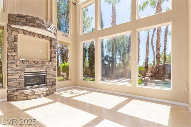 Photo - 1008 Trophy Hills Dr