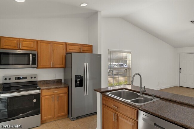 Building Photo - 6254 Vista Garden Way Unit A