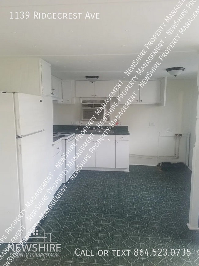 Photo - 1139 Ridgecrest Ave