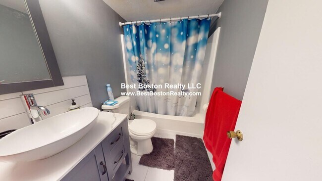Photo - 65 Webster St Unit 201