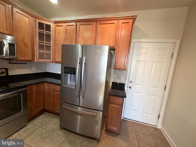 Photo - 25549 Feltre Terrace