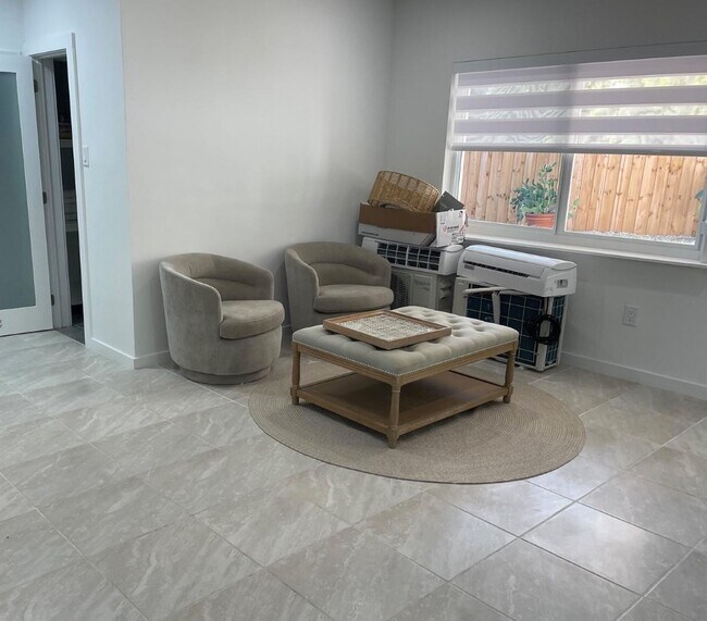 Photo - 7800 NE 10th Ct Unit 2