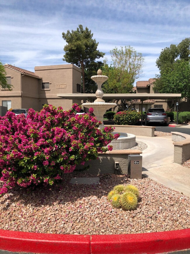 Photo - 15151 N Frank Lloyd Wright Blvd Unidad 2089
