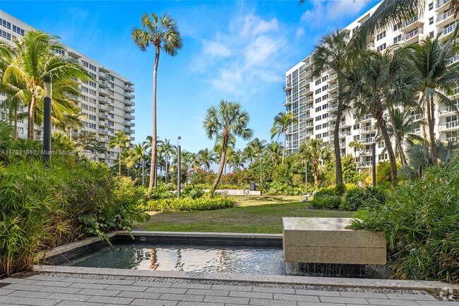 Building Photo - 1500 Bay Rd Unit 1242S Rental